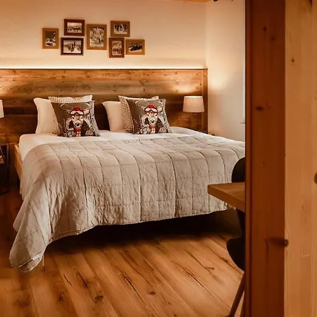 The Petit Bergidyll - Grindelhomes Apartmán *